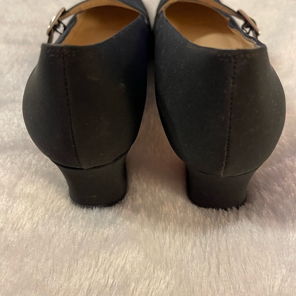 BLACK TALBOT’S ITALIAN HEELS IN SIZE 7N - Picture 3 of 5